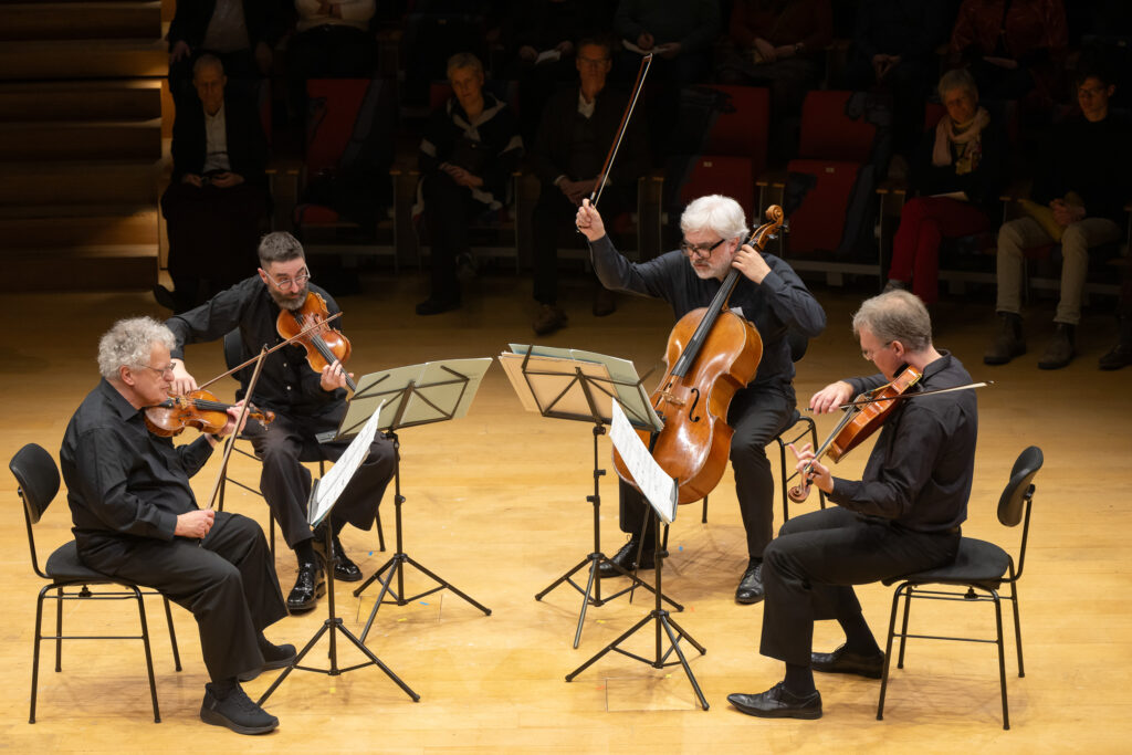 shy and wild is love – Arditti Quartet © Peter Adamik