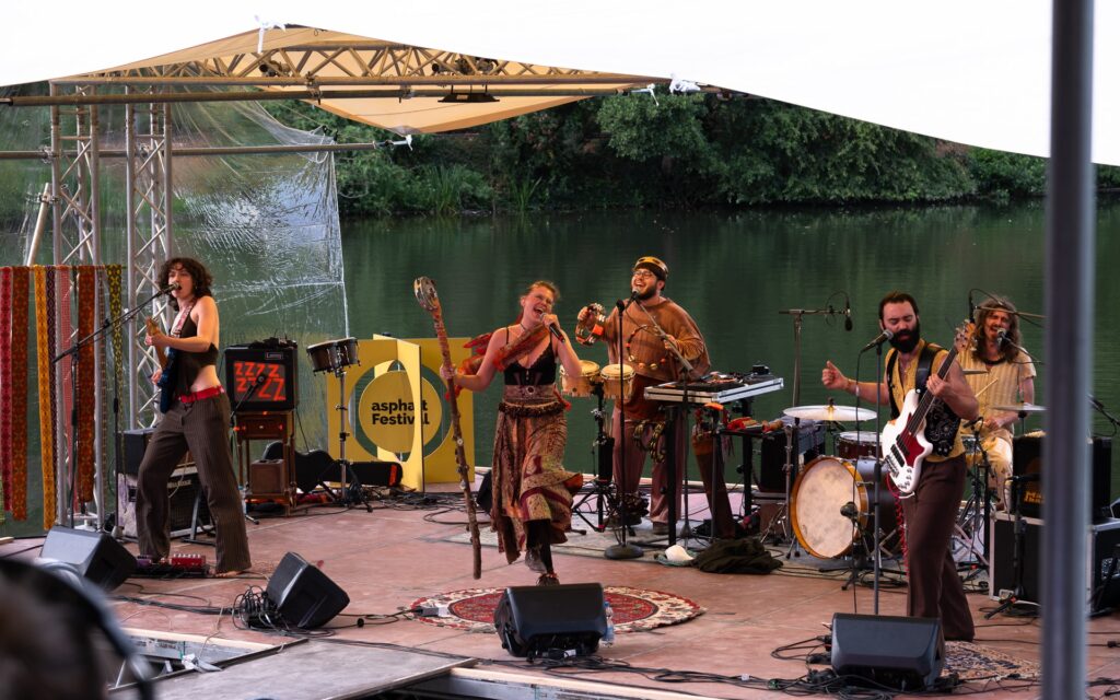 asphalt Festival 2026 Tolstoys 1499 Foto Nana Franck